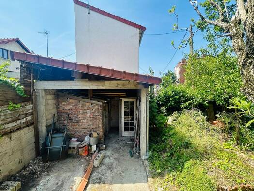Maison à vendre 289 900 € 3 pièces 1 chambre 50 m² 203 m² de terrain Romainville 93230