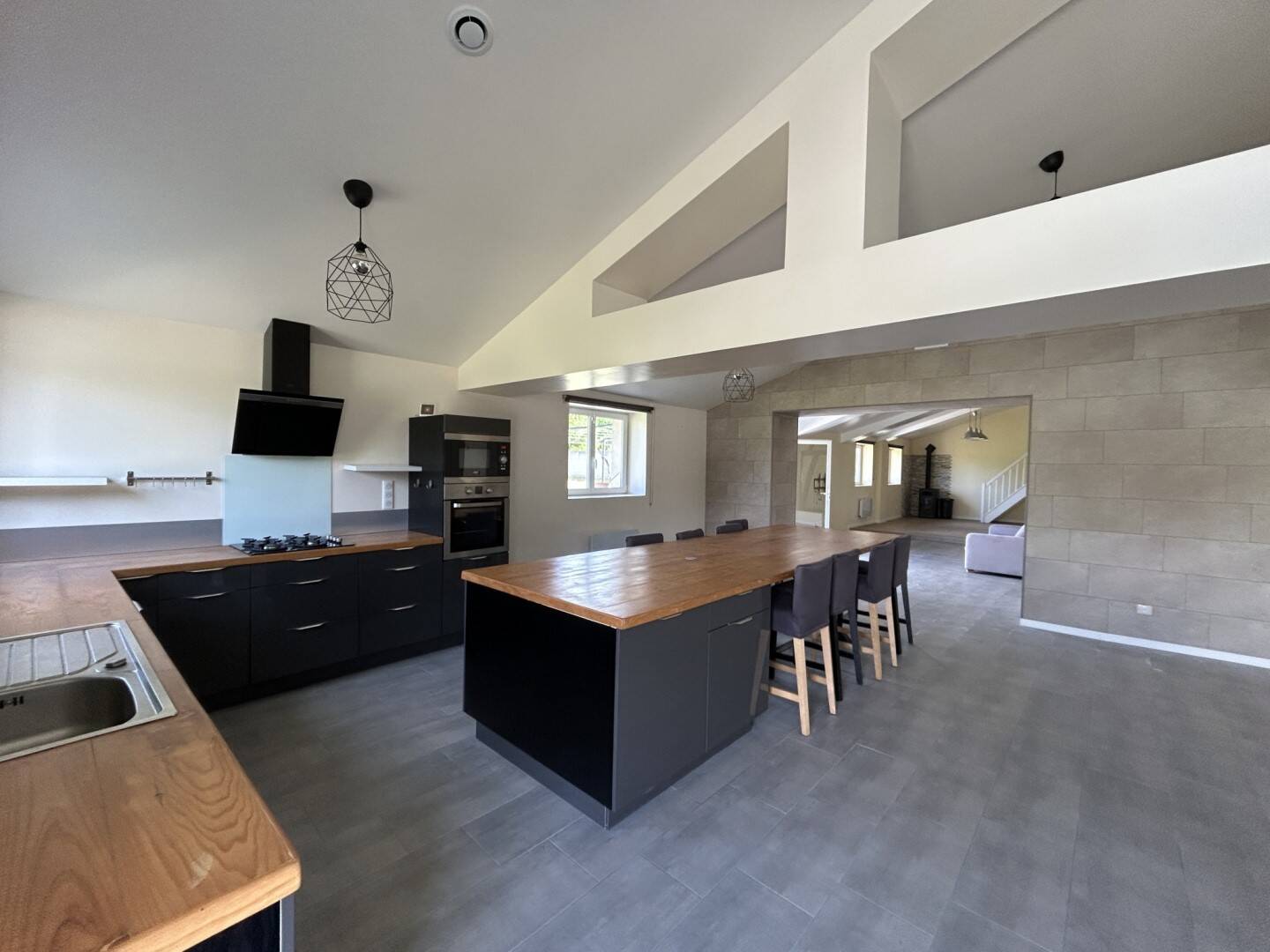 Maison à vendre, 190m², LA REOLE