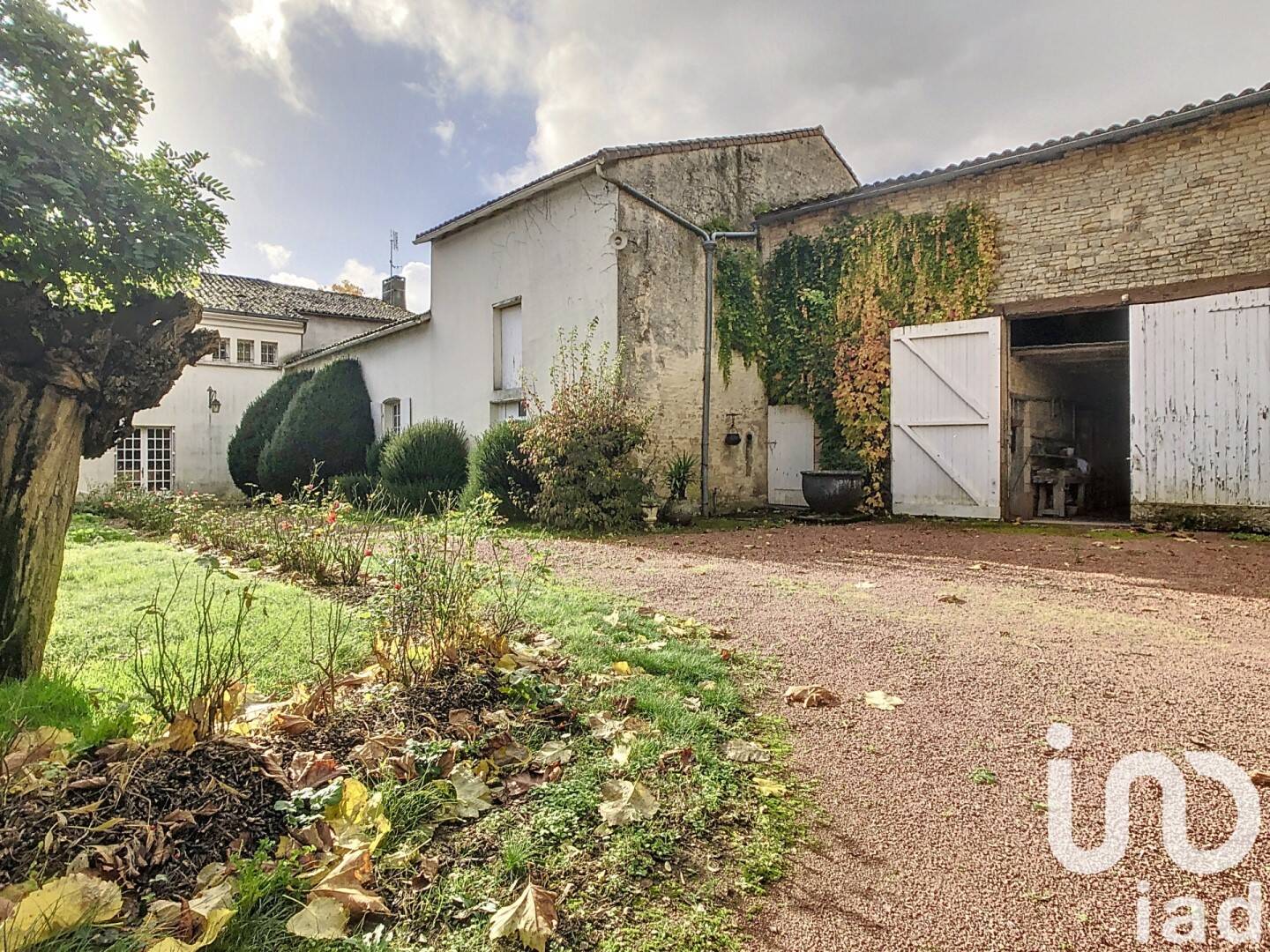Maison à vendre, 259m², VILLEFAGNAN