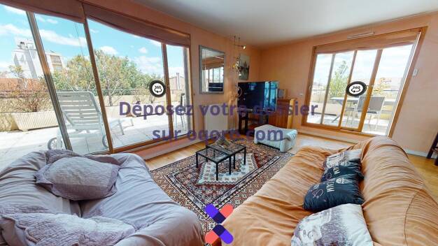 Appartement à louer 2 280 € 5 pièces 4 chambres 145 m² 6ème étage République Tolstoi Villeurbanne 69100