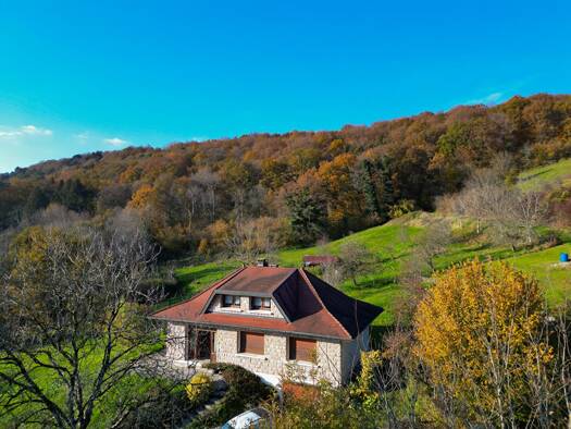 Maison à vendre 195 000 € 6 pièces 4 chambres 103 m² 1 750 m² de terrain Amagney 25220