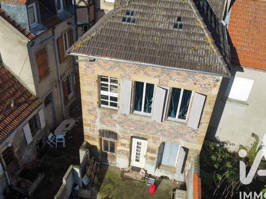 Immeuble à vendre 199 000 € 157 m² Centre Moderne Moulins 03000