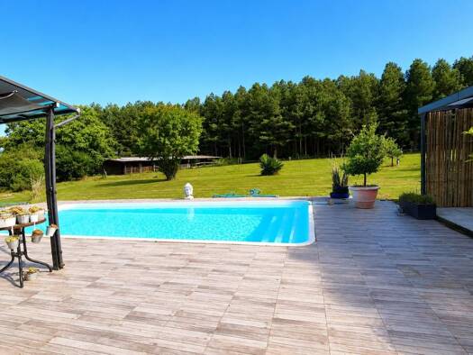 Maison à vendre 410 000 € 9 pièces 5 chambres 225 m² 26 915 m² de terrain Souprosse 40250