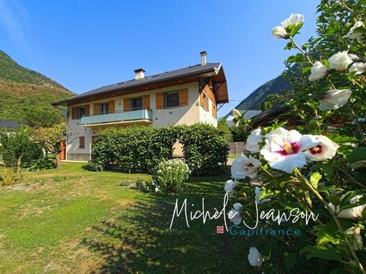 Maison à vendre 354 000 € 5 pièces 3 chambres 120 m² 918 m² de terrain Épierre 73220