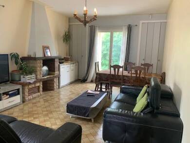 Maison à vendre 119 000 € 5 pièces 3 chambres 90,3 m² 130 m² de terrain Romilly-sur-Seine 10100