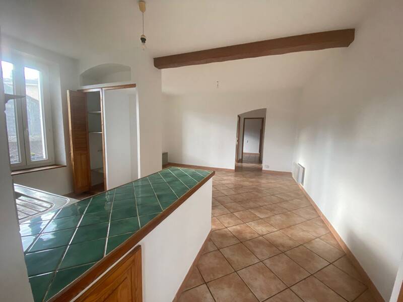 Maison à louer, 49m², CARCES