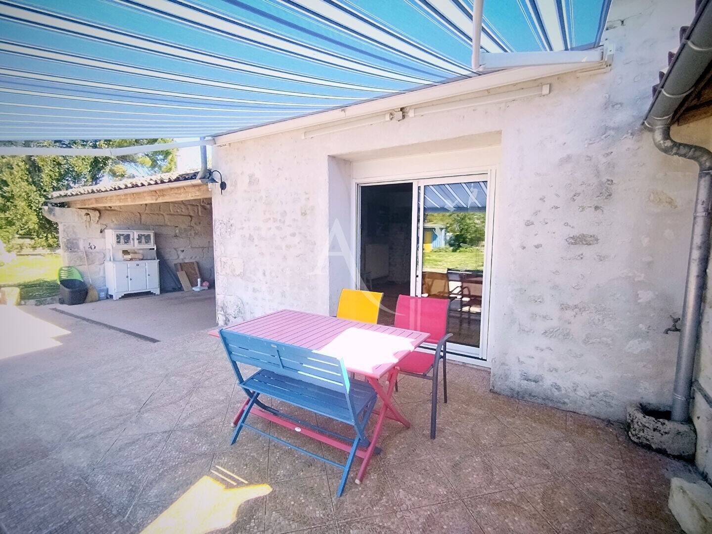 Maison à vendre, 114m², SAINT GEORGES DES COTEAUX