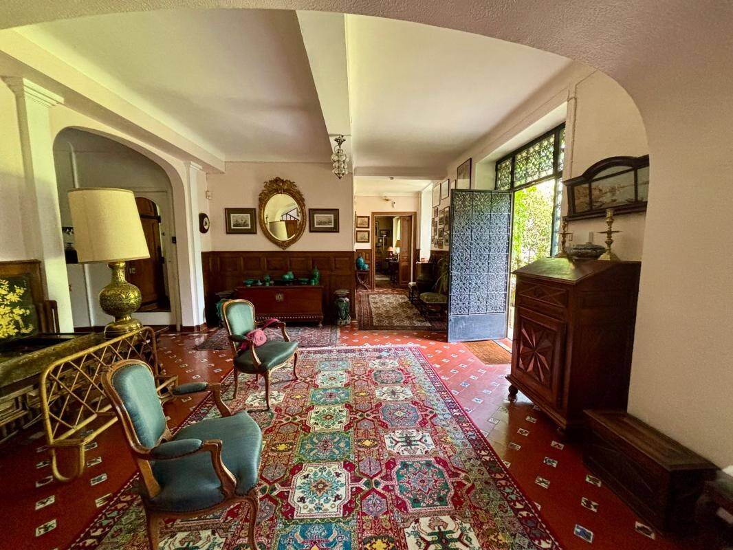Maison à vendre, 440m², LABRUGUIERE