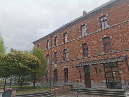 Appartement à louer 777 € 3 pièces 2 chambres 73 m² Étage 1/2 Nord Est Avesnes-sur-Helpe 59440