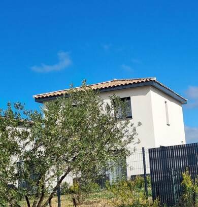 Villa à vendre 330 000 € 4 pièces 3 chambres 106 m² 521 m² de terrain Adissan 34230