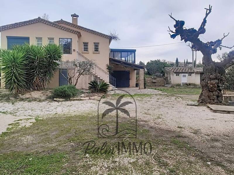 Maison à louer, 147m², LE CASTELLET