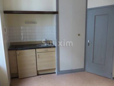 Appartement à louer 190 € 1 pièce 17,1 m² Étage 1/2 Salins-les-Bains 39110