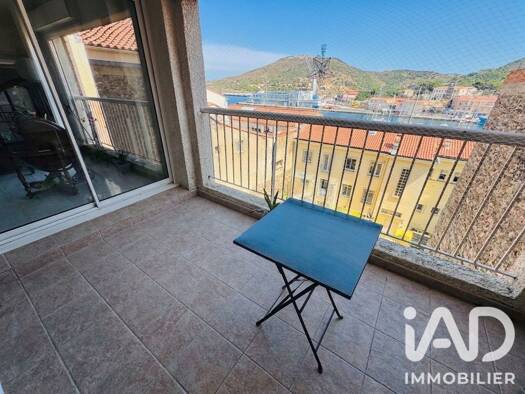 Appartement à vendre 369 000 € 4 pièces 3 chambres 111 m² Étage 1/2 Centre Ville Port Port-Vendres 66660