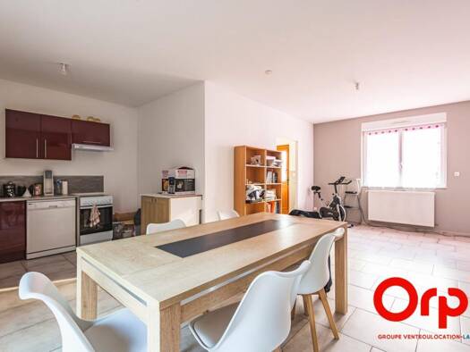 Immeuble à vendre 94 000 € 78 m² La Fère 02800