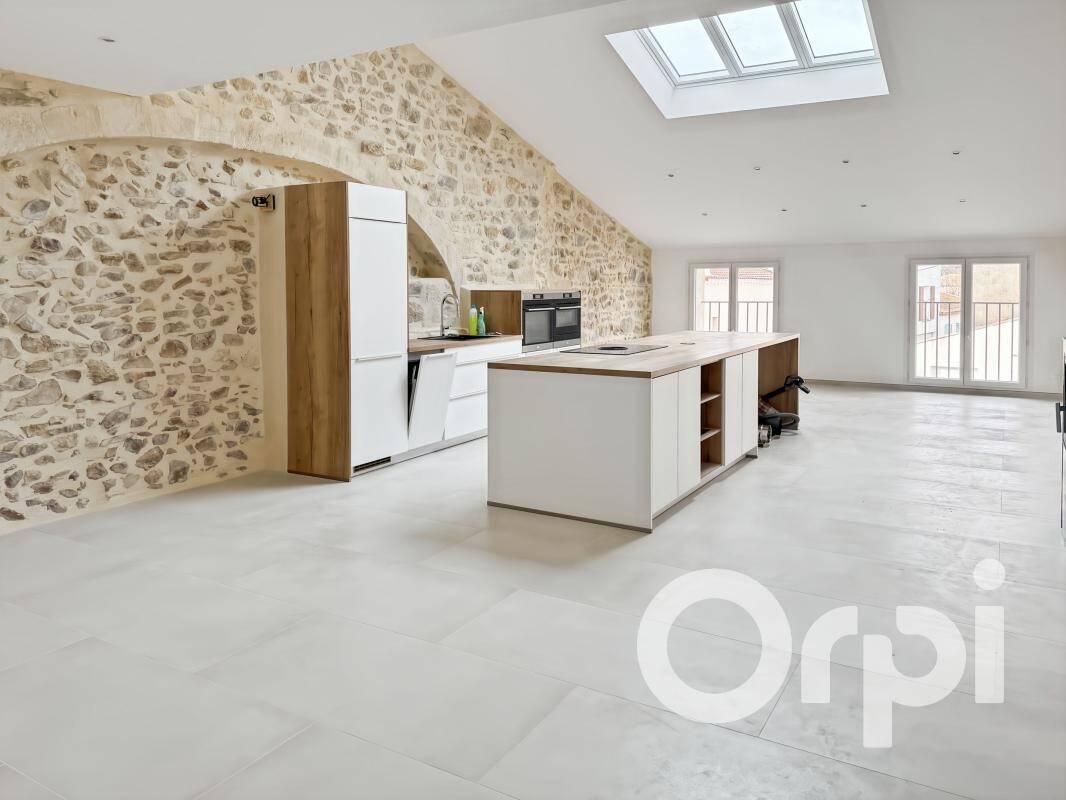 Maison à vendre, 170m², JONQUIERES SAINT VINCENT