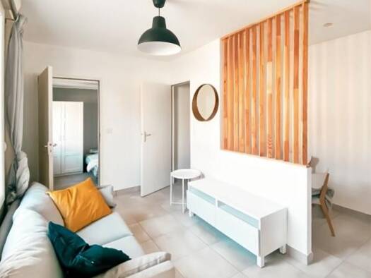 Appartement à louer 500 € 2 pièces 1 chambre 33 m² RDC Lameilhe Est-Le Siala Castres 81100