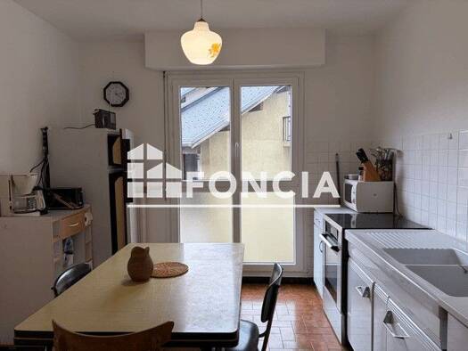 Appartement à louer 860 € 3 pièces 2 chambres 85,82 m² Étage 4/7 Saint-Michel-de-Maurienne 73140
