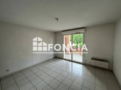 Appartement à louer 520 € 2 pièces 1 chambre 36,8 m² 1er étage Cassenel Castelsarrasin 82100