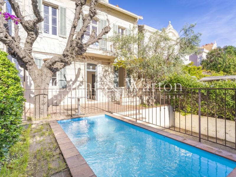 Maison à vendre, 141m², TOULON
