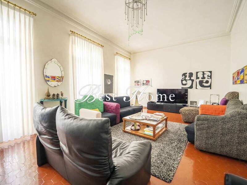 Maison à vendre, 245m², NIMES