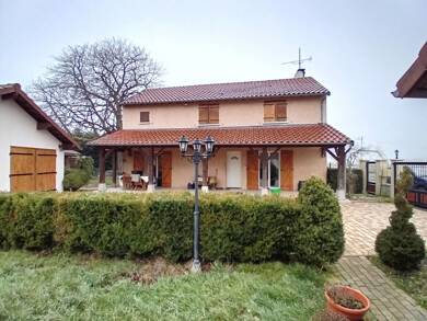 Villa à vendre 290 000 € 4 pièces 3 chambres 140 m² 963 m² de terrain Chevroux 01190