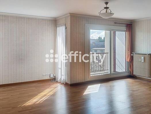 Appartement à vendre 269 000 € 5 pièces 2 chambres 103,38 m² Étage 3/4 Pastières Chartres 28000