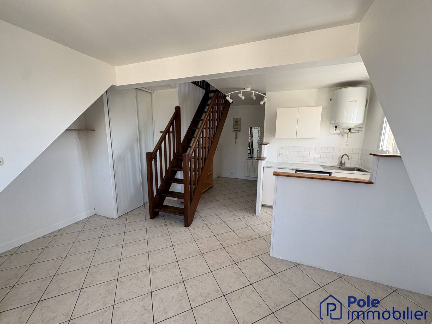 Maison à louer, 28m², CAEN