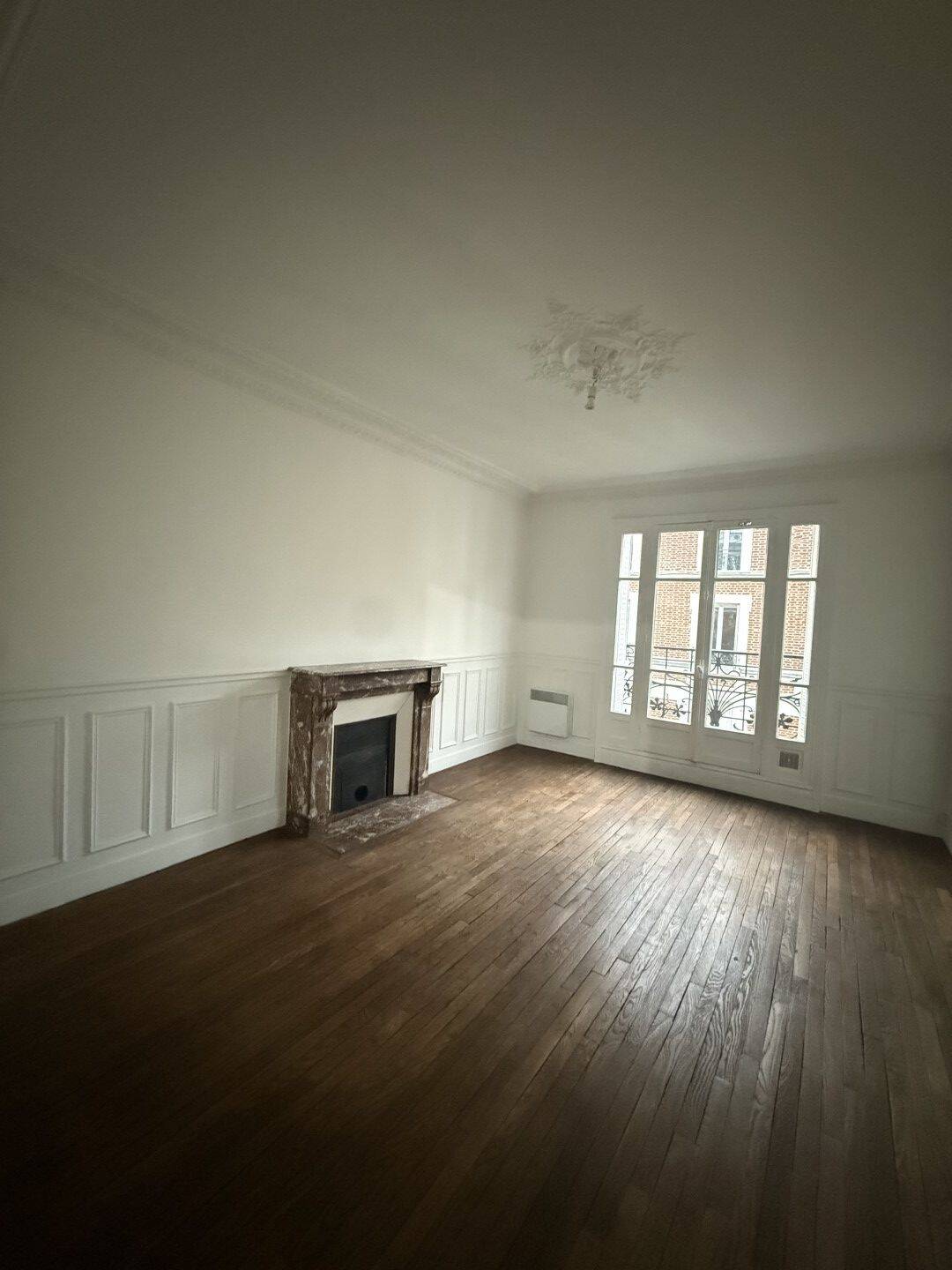 Maison à louer, 69m², COURBEVOIE
