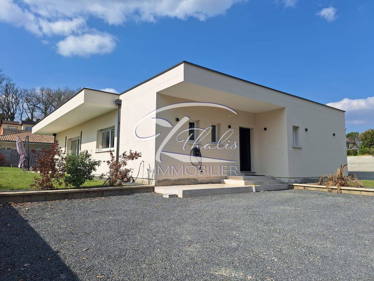 Maison à vendre, 168m², MONTUSSAN