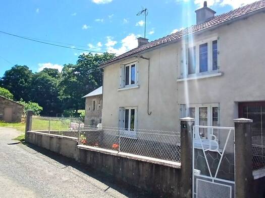 Maison à vendre 72 500 € 5 pièces 3 chambres 120 m² 660 m² de terrain Arrènes 23210