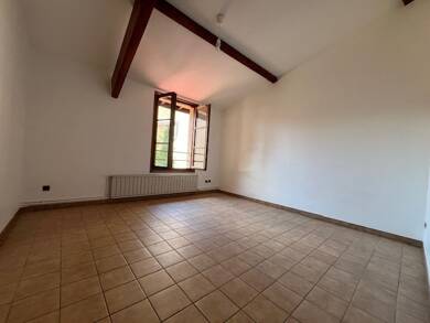 Appartement à louer 655 € 2 pièces 1 chambre 55 m² Dernier étage, Étage 2/2 Centre-Plaine d'Elite Brignais 69530