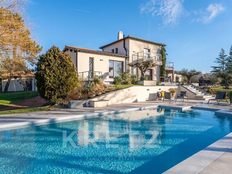 Maison à vendre, 339m², SAINT BONNET LES OULES