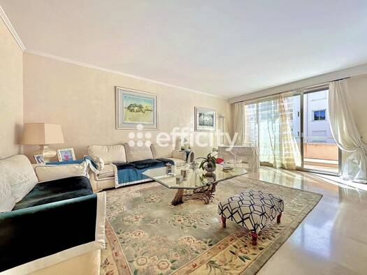 Appartement à vendre 799 000 € 4 pièces 3 chambres 110 m² Étage 3/4 Pointe Croisette Cannes 06400