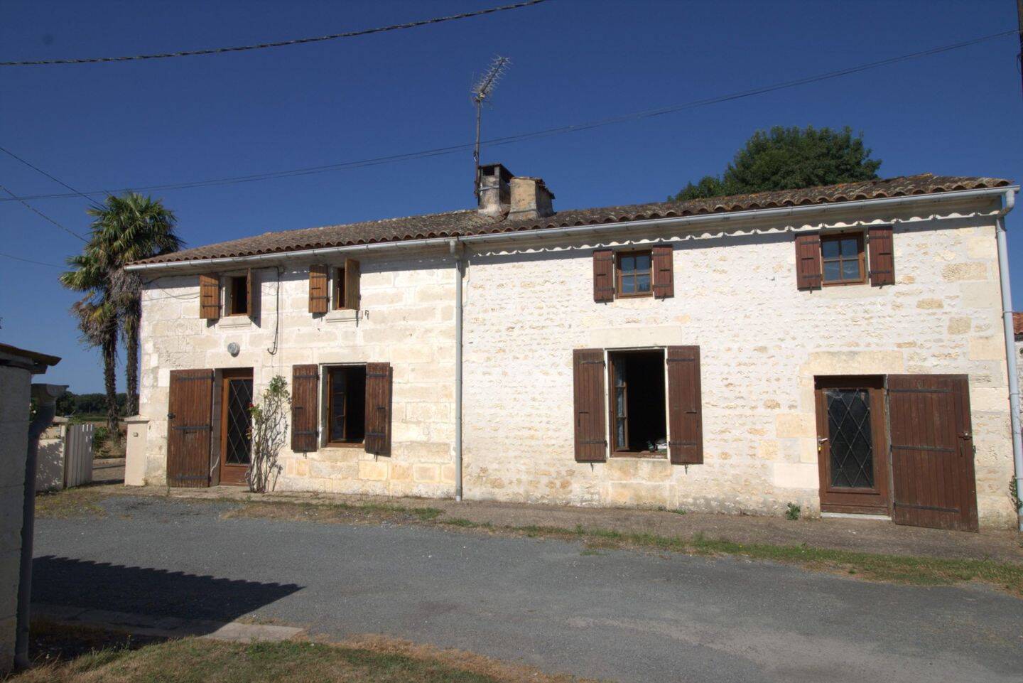 Maison à vendre, 168m², NIEUL LES SAINTES