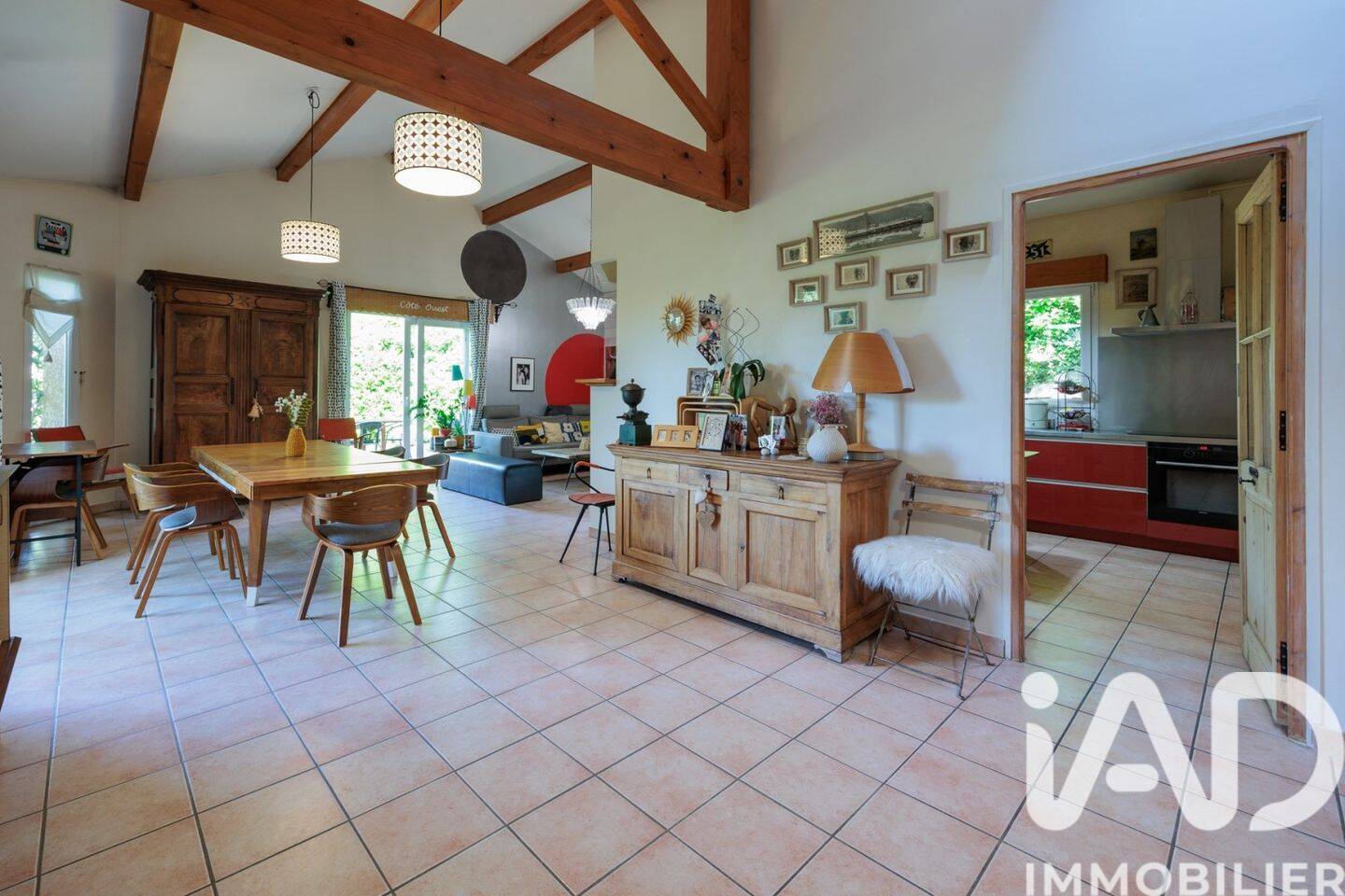 Maison à vendre, 154m², SAINT GENIS LES OLLIERES