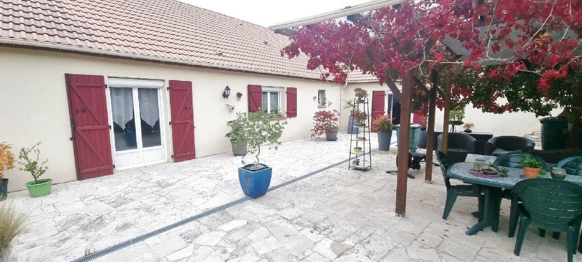 Maison à vendre, 135m², PONT SUR YONNE