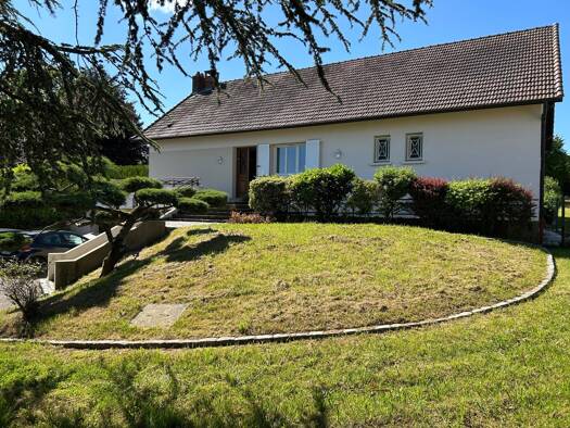 Maison à louer 2 000 € 5 pièces 4 chambres 130 m² La Tour-de-Salvagny 69890