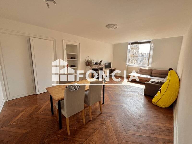 Maison à louer, 91m², LYON 1ER