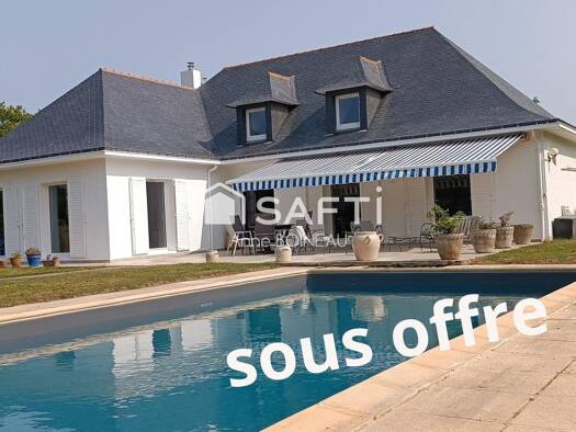 Villa à vendre 549 000 € 7 pièces 6 chambres 229 m² 2 500 m² de terrain La Turballe 44420