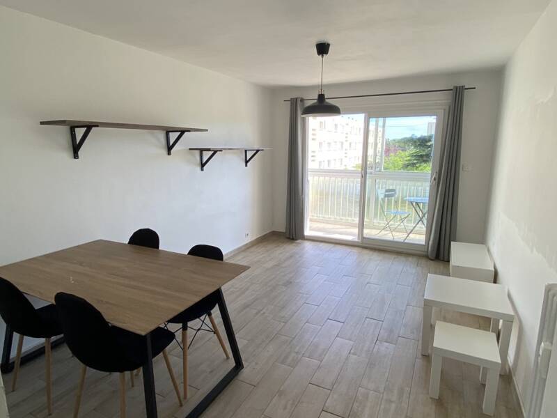 Maison à louer, 42m², HYERES