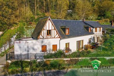 Maison à vendre 282 960 € 6 pièces 4 chambres 214 m² 1 350 m² de terrain Beaumont le Roger 27170