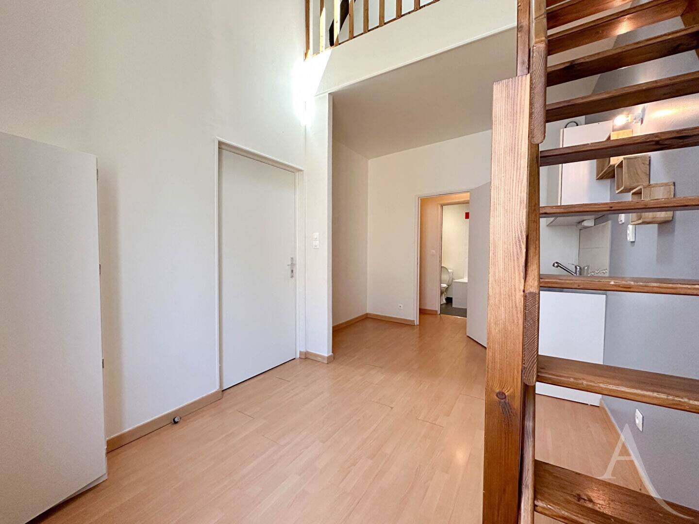 Maison à louer, 21m², BOURGES
