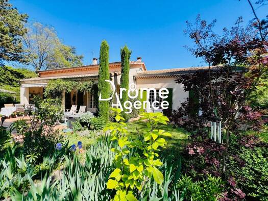 Maison à vendre 479 000 € 5 pièces 4 chambres 140 m² 2 420 m² de terrain Montélier 26120