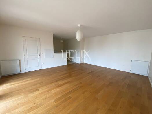 Appartement à vendre 329 000 € 1 pièce 42 m² Étage 3/3 Ibis Le Vésinet 78110