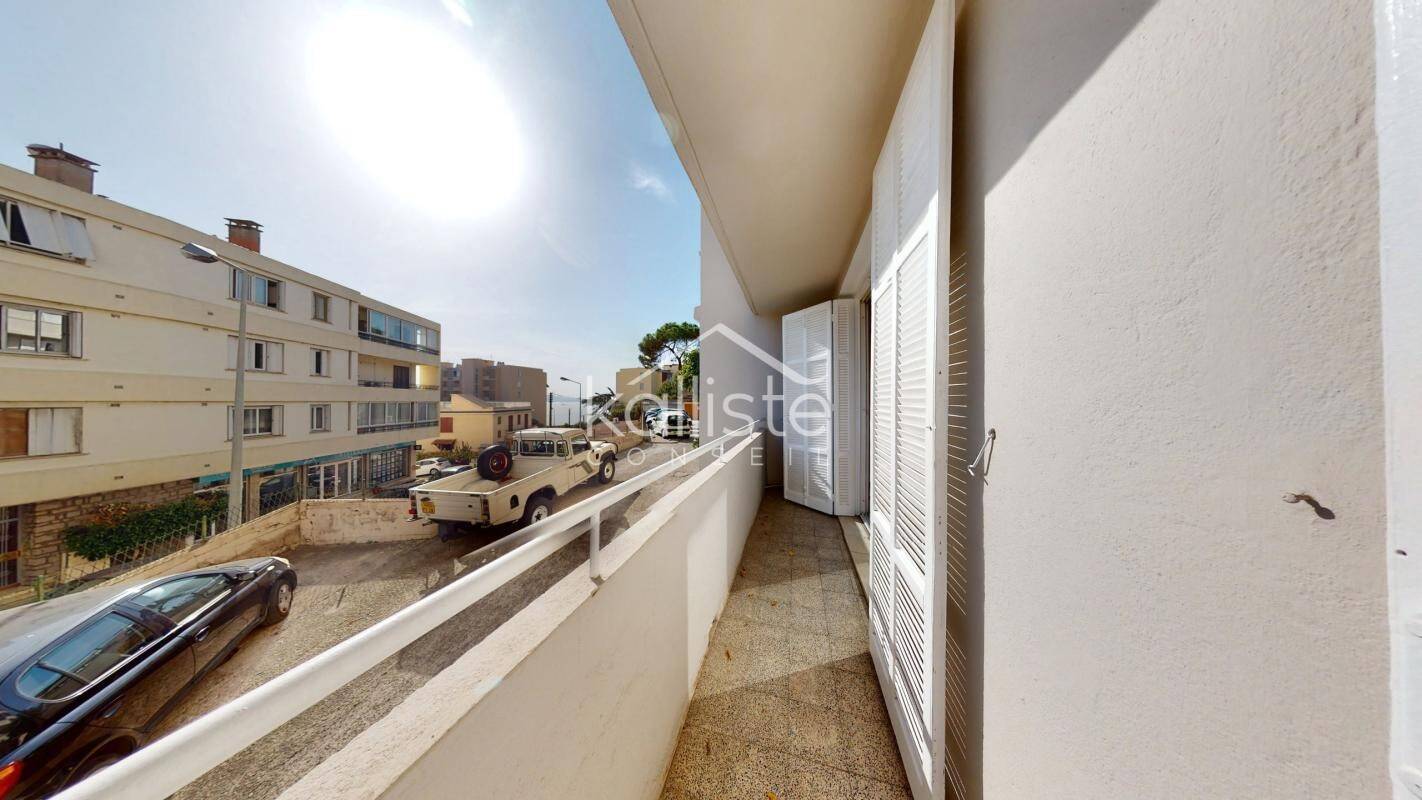Maison à louer, 89m², AJACCIO