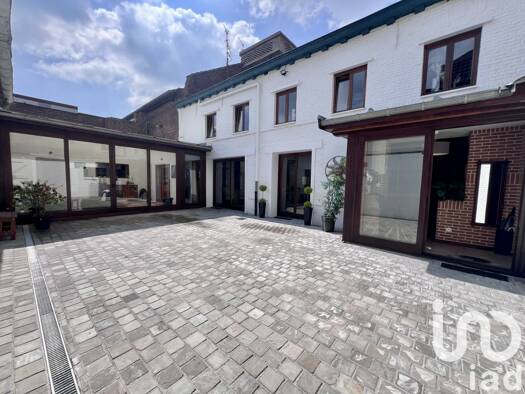 Maison de ville à vendre 565 000 € 6 pièces 5 chambres 272 m² 434 m² de terrain Gondecourt 59147
