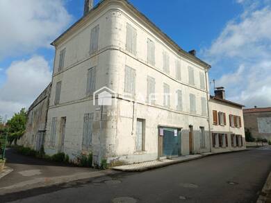 Immeuble à vendre 60 000 € 500 m² Cognac 16100