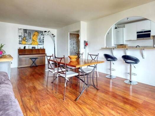 Appartement à vendre 369 000 € 5 pièces 3 chambres 95 m² Étage 4/5 Gondoles Nord I Choisy-le-Roi 94600