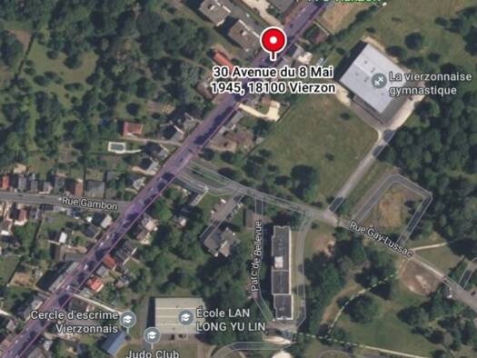 Parking à louer 50 € 14 m² Clos du Roy Vierzon 18100