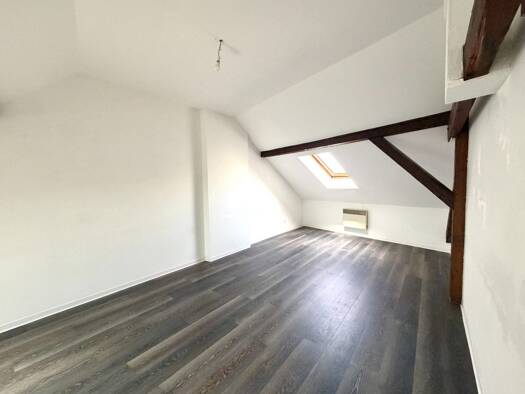Duplex à vendre 369 000 € 4 pièces 3 chambres 100,02 m² Étage 4/4 Strasbourg 67000